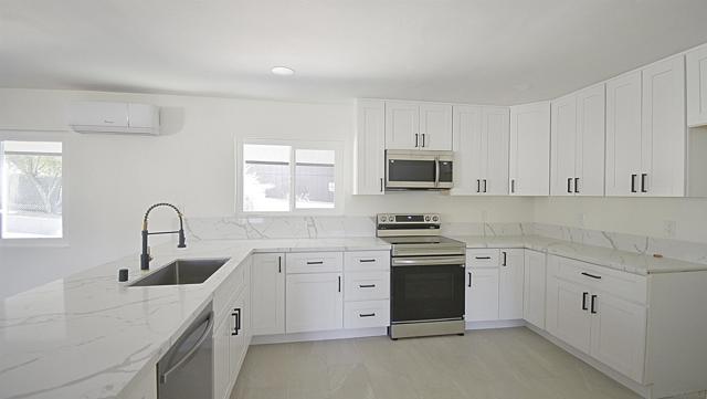 2351 ELTINGE DRIVE, Alpine CA: https://media.crmls.org/mediaz/15ce3cd9-a5a6-4c8b-abce-30eb9ccf48a7.jpg