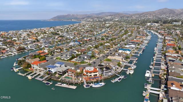 2833 Sailor Avenue, Ventura CA: https://media.crmls.org/mediaz/15ce5776-77d2-4dc6-9821-14511abd13de.jpg