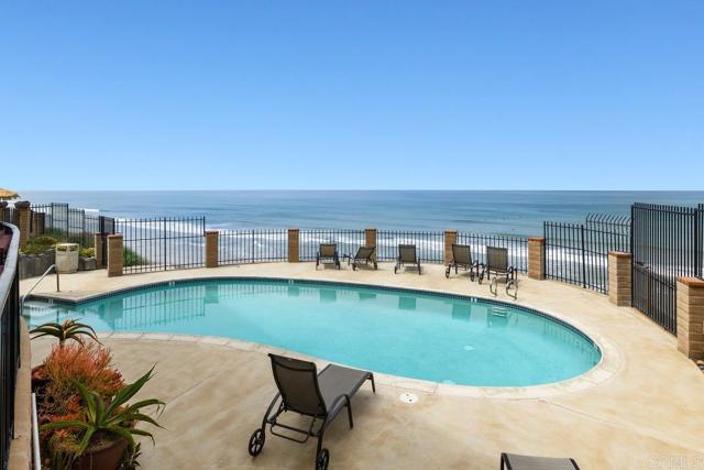 Image 13 of 24 For 190 Del Mar Shores Terrace  30