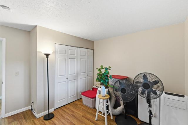 7066 Cypress Point Court, San Jose CA: https://media.crmls.org/mediaz/15cf6e93-850a-4a09-98f1-0122e31bd75e.jpg