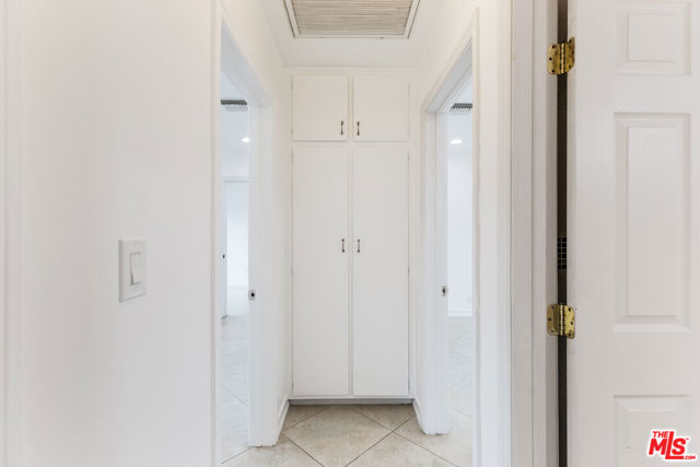 5130 Templeton Street, Los Angeles CA: https://media.crmls.org/mediaz/15d2c8bf-3380-414a-aafc-03df79ec1c07.jpg