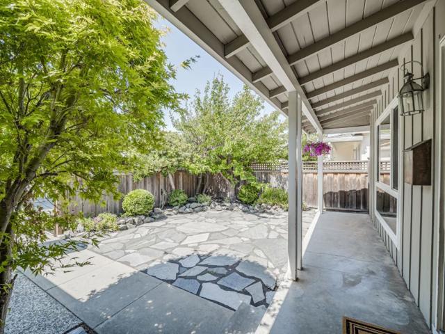 2311 W Hedding Street, San Jose CA: https://media.crmls.org/mediaz/15d36037-eb02-4d06-adde-fb359aced4bc.jpg