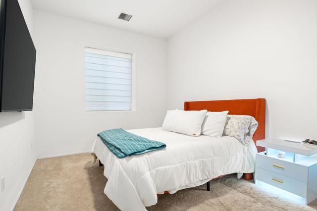 52700 Avenida Vallejo, La Quinta CA: https://media.crmls.org/mediaz/15d3f50c-4f65-4147-bb6d-93d02896df2f.jpg