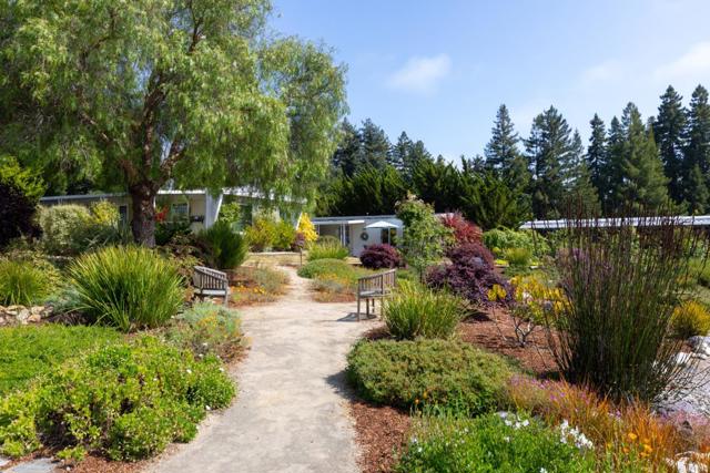 29 Knollwood, Aptos CA: https://media.crmls.org/mediaz/15d49f0f-d152-4e2f-8cb9-eb42298feefa.jpg
