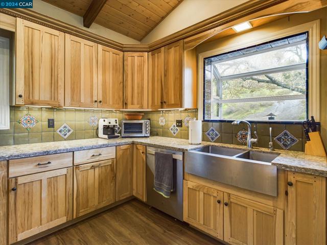 Image 5 of 60 For 1285 Bliss Ln
