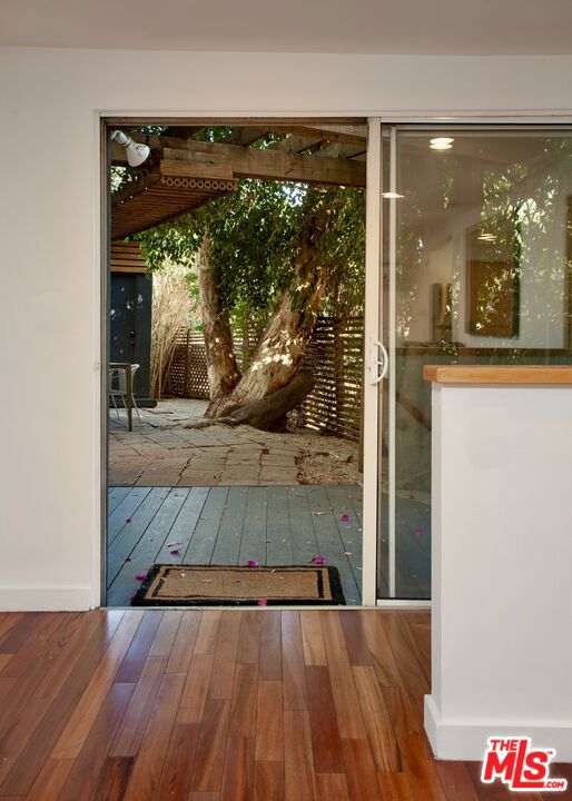 2108 Tavern Trail, Los Angeles CA: https://media.crmls.org/mediaz/15d57b14-b6d2-4585-9b70-af7632097b2b.jpg