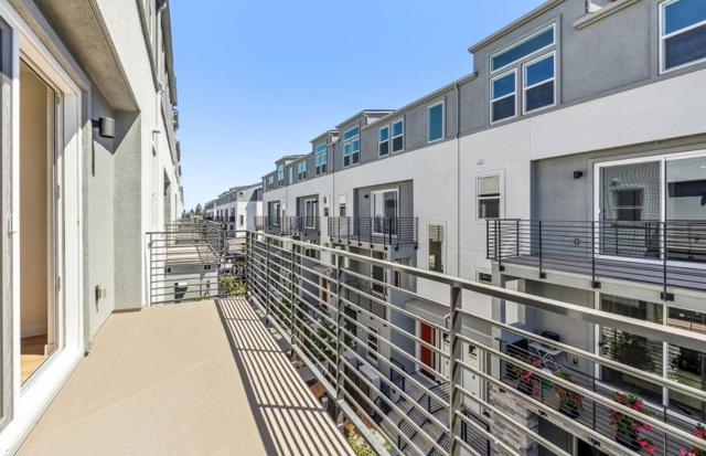 818 Redberry Way, San Jose CA: https://media.crmls.org/mediaz/15d57c86-1465-4317-ac68-253f0cc83fad.jpg