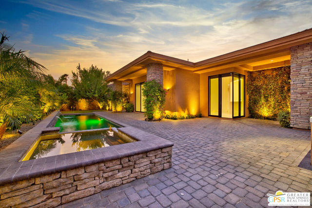 50385 Via Amante, La Quinta CA: https://media.crmls.org/mediaz/15d581ed-a0d9-475d-a705-95b6be6a6c39.jpg