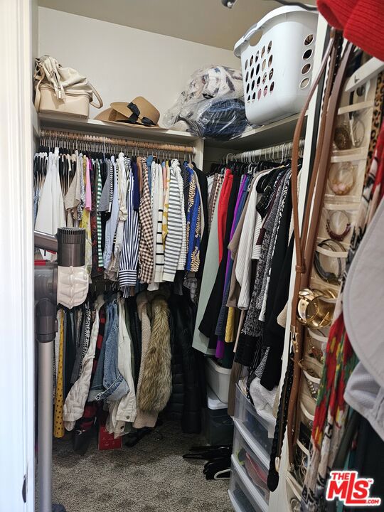 602 Obispo Avenue, Long Beach CA: https://media.crmls.org/mediaz/15d599b5-e140-4a48-89ab-b2dbd79d7434.jpg