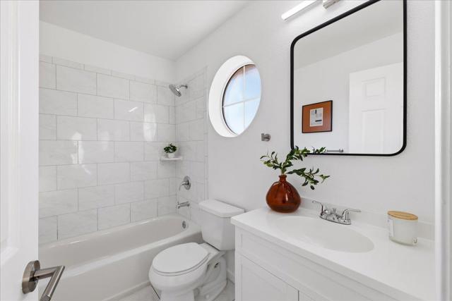 6031 Commerce Drive, Fremont CA: https://media.crmls.org/mediaz/15d87f49-0750-40e4-91d9-ee8ab11f7990.jpg