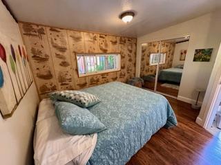 2727 Blenheim Avenue, Redwood City CA: https://media.crmls.org/mediaz/15d95d75-a2ef-4f10-bc11-4c7740a48248.jpg