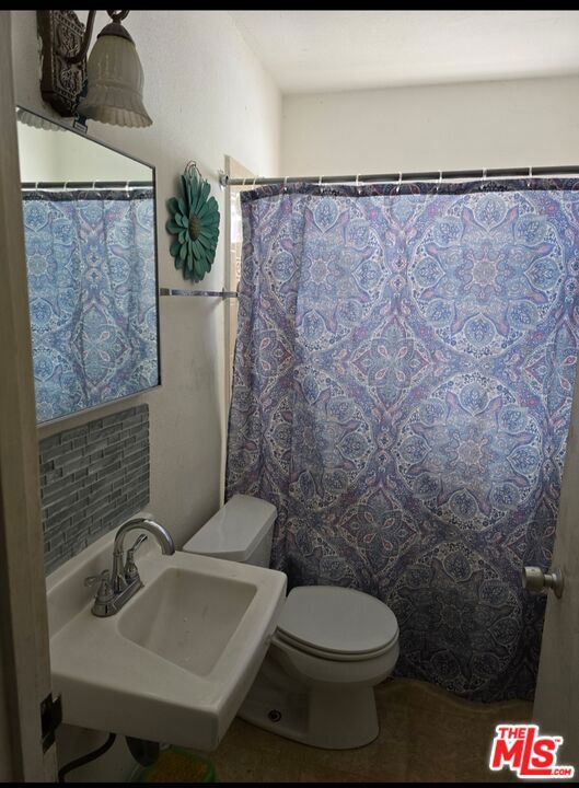 https://media.crmls.org/mediaz/15d994a6-b9bb-44dc-a1e1-e73dd2dab005.jpg?preset=X-Large