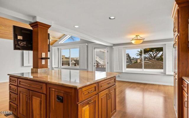 Detail Gallery Image 4 of 17 For 5138 Outrigger Way, Oxnard,  CA 93035 - 2 Beds | 2 Baths