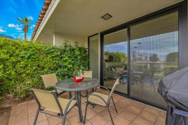 737 N Madrid Circle, Palm Springs, CA 92262