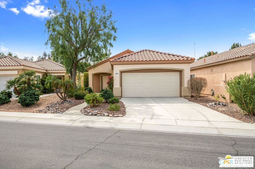 78629 Rockwell Circle