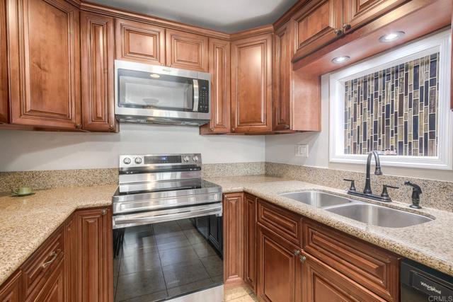 Front Image Thumbnail for CRNDP2600256