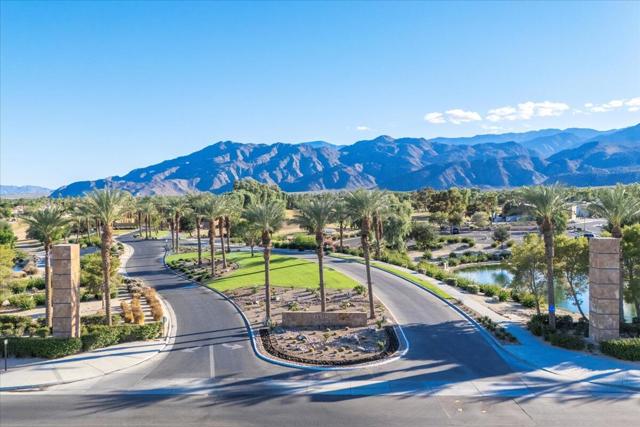 81485 Golden Poppy Way, La Quinta CA: https://media.crmls.org/mediaz/15db9afa-7494-438e-86ff-cd4a0ff279ed.jpg