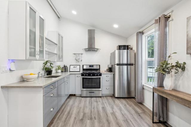 19050 Camino Barco, Saratoga CA: https://media.crmls.org/mediaz/15dbf6f4-a6c1-4ef1-bc40-a3426d53b904.jpg
