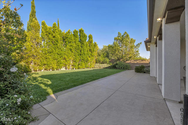 11806 Ricasoli Way, Porter Ranch CA: https://media.crmls.org/mediaz/15dd4c65-76c0-43b0-b050-5e73227ffb4a.jpg
