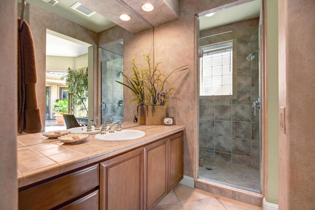 GUEST BEDROOM BATHROOM