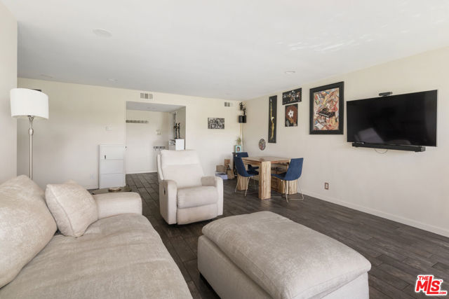 6771 Springpark Avenue, 201A photo 8