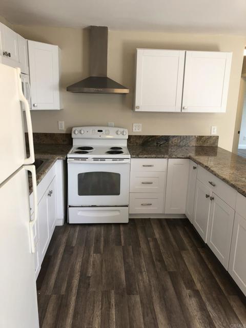 Image 3 of 7 For 1212 Azusa Street