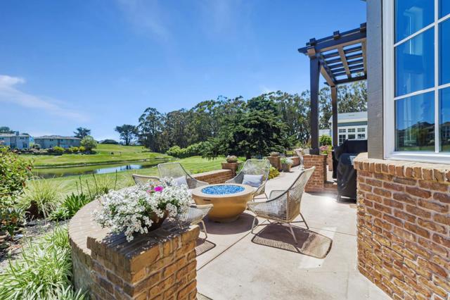 121 Carnoustie Drive, Half Moon Bay CA: https://media.crmls.org/mediaz/15e00698-3336-4745-a9ac-1e963d4f53ba.jpg