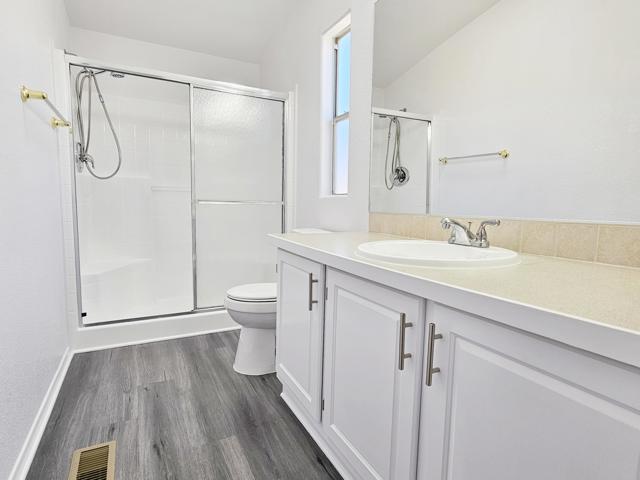 246 S Paseo Laredo, Cathedral City CA: https://media.crmls.org/mediaz/15e08ce4-ba46-4195-bf91-160c7d61c845.jpg