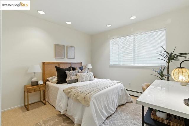 2601 College Ave, Berkeley CA: https://media.crmls.org/mediaz/15e11994-a30f-4020-bc58-63b42f924d6a.jpg