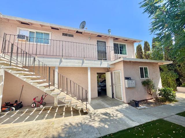 3814 Seven Trees Boulevard, San Jose CA: https://media.crmls.org/mediaz/15e14dc3-2523-4573-a846-0b112480b446.jpg