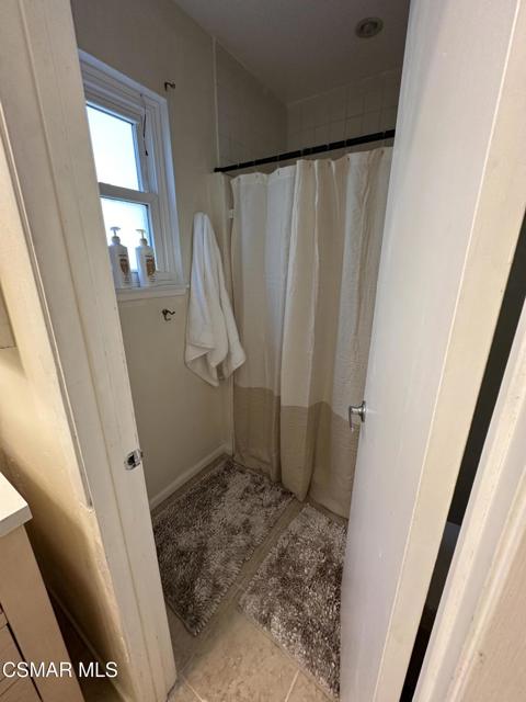 3002 Granville Avenue, Simi Valley CA: https://media.crmls.org/mediaz/15e1afc9-fea3-419c-b00e-89bd5a7fa56f.jpg