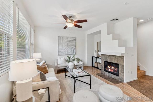 2793 Matera Ln, San Diego CA: https://media.crmls.org/mediaz/15e1bdd8-abc2-42dc-a2f3-00d02707a573.jpg