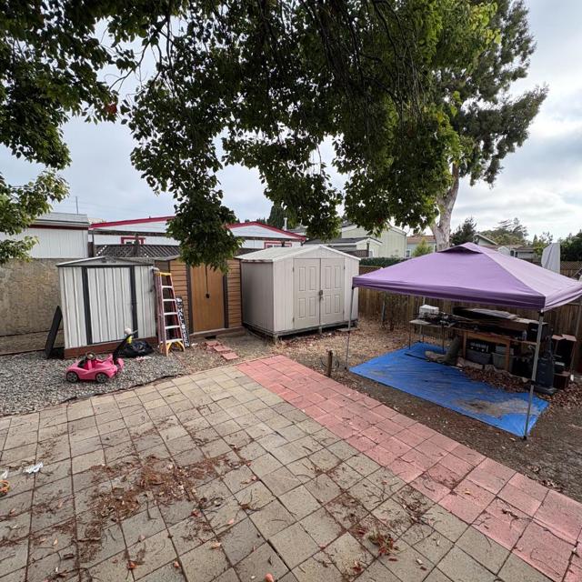 418 Pinefield, San Jose CA: https://media.crmls.org/mediaz/15e226f1-b769-4970-965a-4665f418df50.jpg