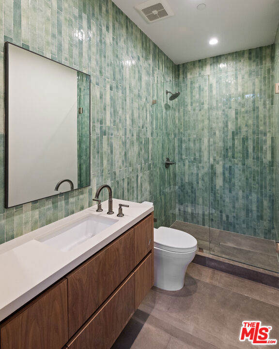 Drew Fenton | 565 Toyopa Drive Pacific Palisades CA | MLS: 7523707 Drew Fenton | 565 Toyopa Drive Pacific Palisades CA | MLS: 7523707