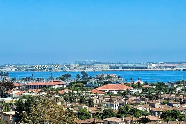 3115 Edith Ln, San Diego CA: https://media.crmls.org/mediaz/15e29d8c-63ea-4473-81c9-74dd70668ea4.jpg