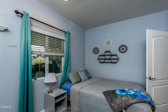 Detail Gallery Image 18 of 26 For 101 Gay Dr, Ventura,  CA 93003 - 3 Beds | 2 Baths