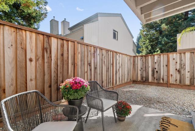 355 Village Creek Road, Aptos CA: https://media.crmls.org/mediaz/15e428cc-3518-4a9b-9770-f5a8c2348d7e.jpg