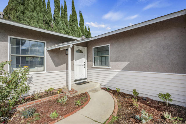 Detail Gallery Image 1 of 1 For 8400 Zelzah Ave, Northridge,  CA 91325 - 3 Beds | 2 Baths