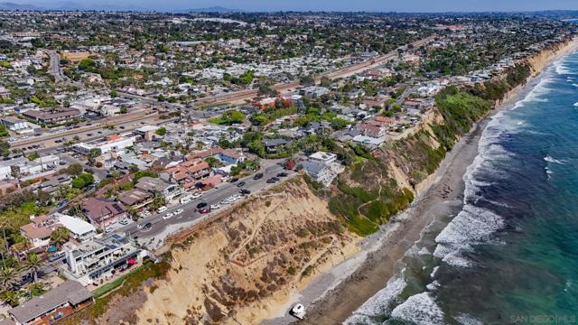 Image 40 of 45 For 674 Caylpso Pl