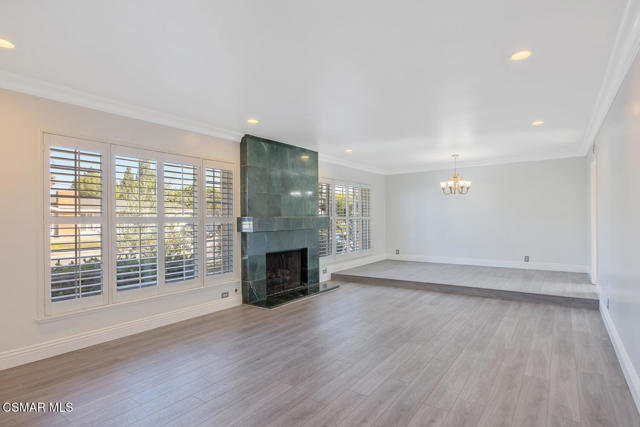 1469 Kirk Avenue, Thousand Oaks CA: https://media.crmls.org/mediaz/15e6e119-404e-45c0-9302-9403f8e32758.jpg