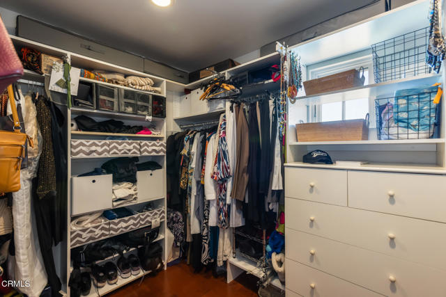 3626 Saint Elizabeth Road, Glendale CA: https://media.crmls.org/mediaz/15e7b7c0-ca3f-4863-ae75-1cd1533ca38c.jpg