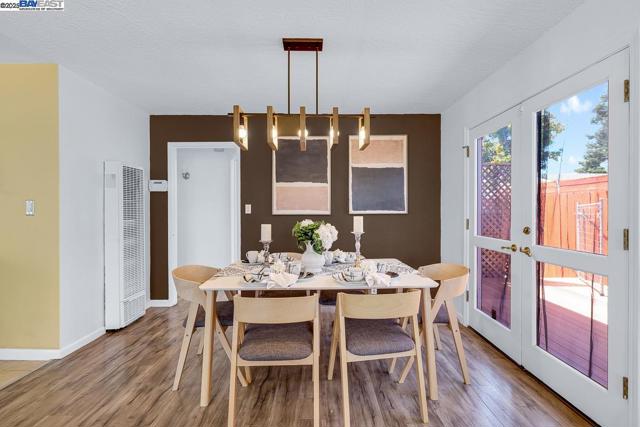 1069 Melcher St, San Leandro CA: https://media.crmls.org/mediaz/15e87d01-4c49-4c64-8ba7-4630e0aaf1df.jpg