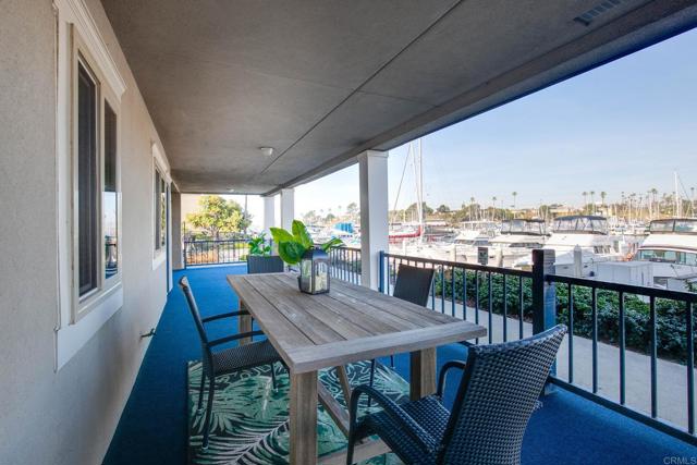 Detail Gallery Image 3 of 48 For 1202 Pacific St, Oceanside,  CA 92054 - 1 Beds | 1 Baths