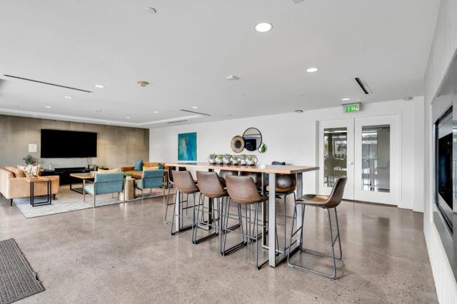Image 49 of 70 For 88 San Fernando Street 1403