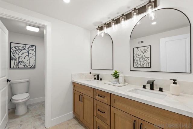 7977 Wetherly St, La Mesa CA: https://media.crmls.org/mediaz/15e9bace-7440-4899-809d-6e3771d34e11.jpg