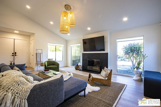 72827 Haystack Road, Palm Desert CA: https://media.crmls.org/mediaz/15ea3fb6-acbc-4a7c-ab62-0e35d7c60cb5.jpg