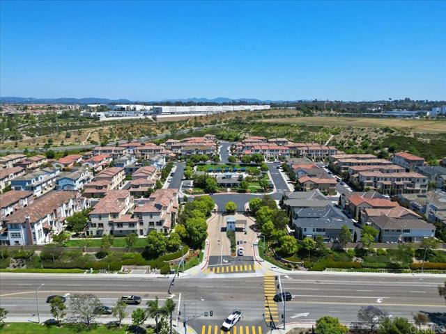 Detail Gallery Image 31 of 34 For 4366 Pacifica Way #5,  Oceanside,  CA 92056 - 4 Beds | 3/1 Baths