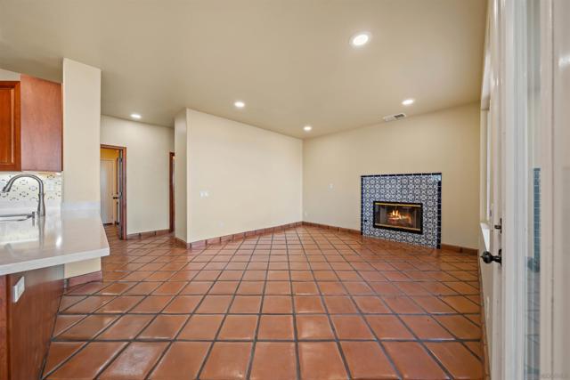 32991 Adelante St, Temecula CA: https://media.crmls.org/mediaz/15ebb00a-f442-45e4-9f8a-48c14833769d.jpg