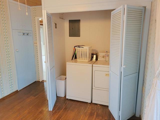 3360 Merrill Road, Aptos CA: https://media.crmls.org/mediaz/15ebd0b5-1290-4f6d-a862-f3374064ca9d.jpg