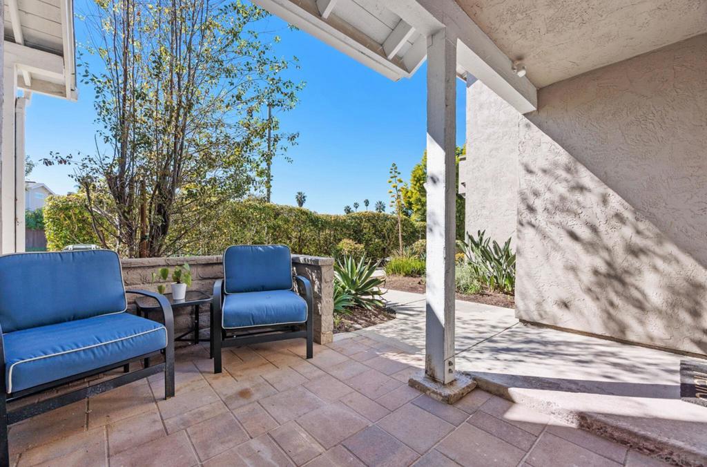 1971 Azure Way - photo 2